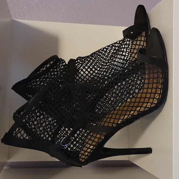 Fishnet Ankle boots - Picture 1 of 4